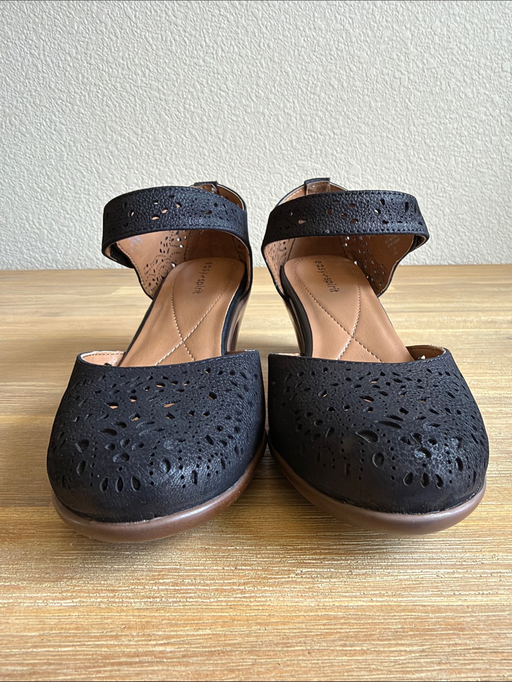 Easy Spirit Women's Cindie Mary Jane heels in black with laser-cut detailing 7 - Picture 7 of 10